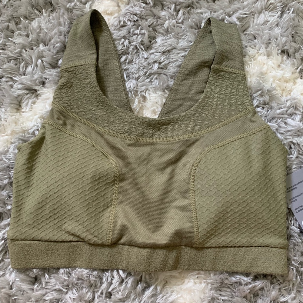 Gym shark true textured sports bra size medium